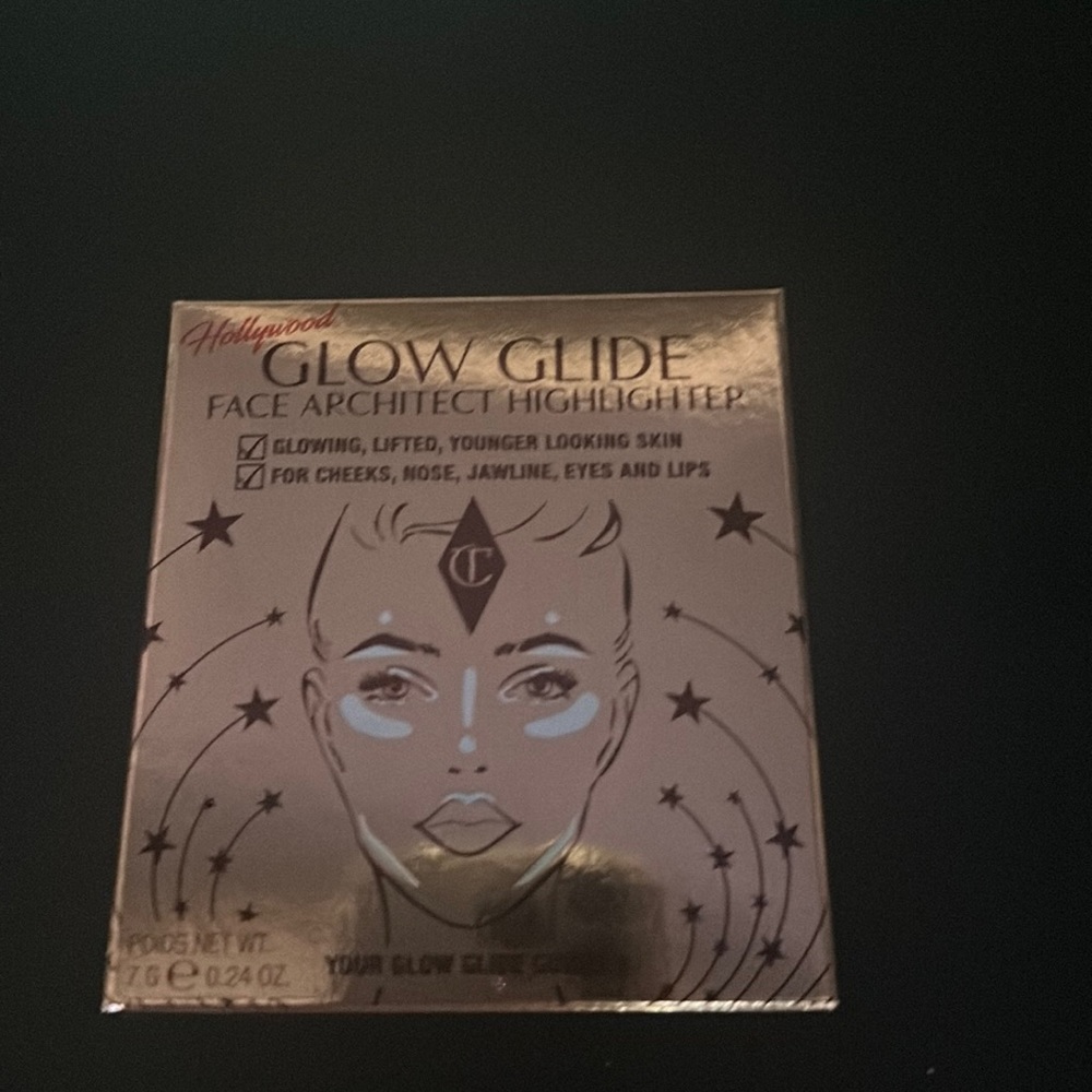 CHARLOTTE TILBURY